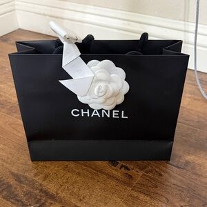 CHANEL Small Shopping Bag with Flower